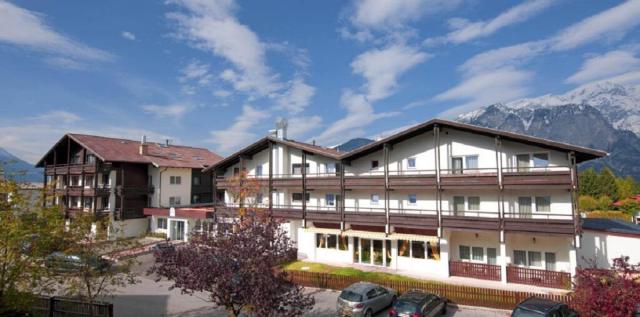 Sommer-aussen-03-1024x509