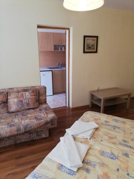 apartmán obývací pokoj a kuchyňka