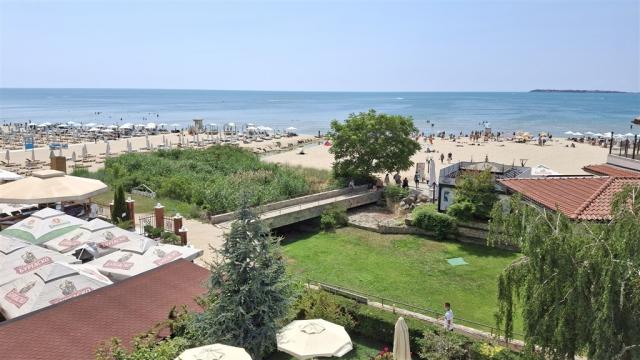 Hotel Blue Bay-pohled z balkonu1.jpg
