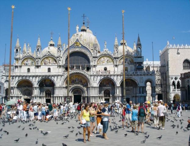 ITBenatkkybasilika-sv-marca.jpeg