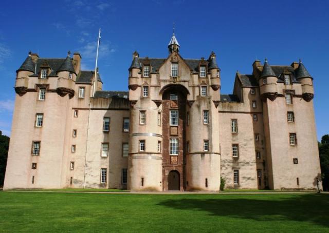 VBfyvie-castle.jpeg