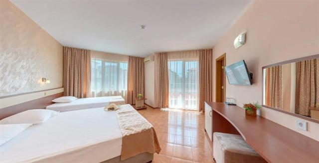 Hotel Sunny Flower-dvoulůžkový pokoj.jpg