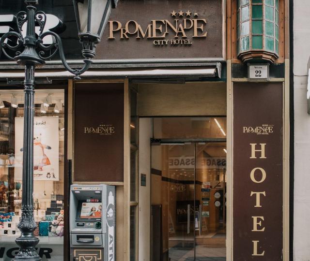 Promenade City Hotel
