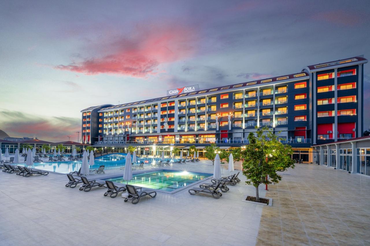 Orient Express & Hotel Casa Fora Beach Resort