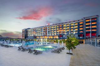 Orient Express & Hotel Casa Fora Beach Resort