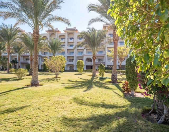 Malý okruh Egyptem / Privátní auto s průvodcem & Hotel Serenity Alma Resort (ex. Serenity Fun City)
