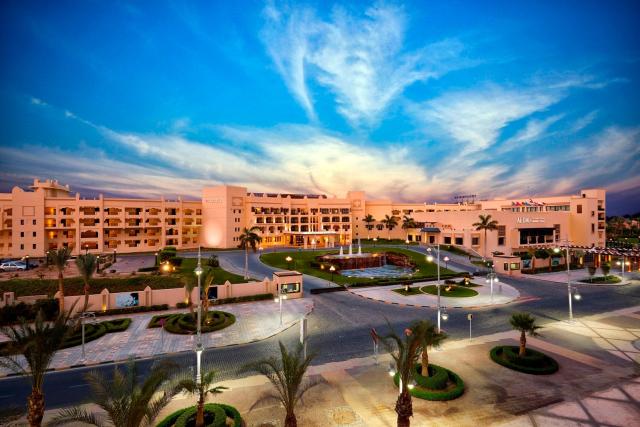 Malý okruh Egyptem s koupáním v Hurghadě & Hotel Steigenberger Al Dau Beach Resort