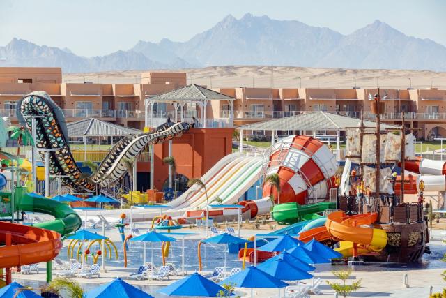 Malý okruh Egyptem s koupáním v Hurghadě & Hotel Pickalbatros  - Water Valley Resort - Neverland