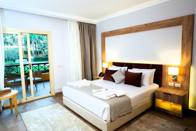 Malý okruh Egyptem s koupáním v Hurghadě & Hotel Stella Di Mare Beach & Spa