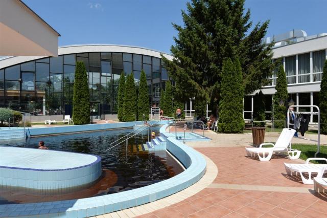 hunguest-hotel-beke-hajduszoboszlo-wellness-7.jpg