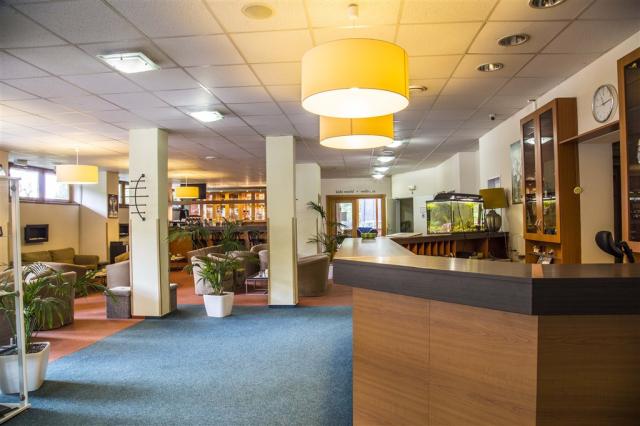 parkhotel-harrachov-cesko-recepce.jpg