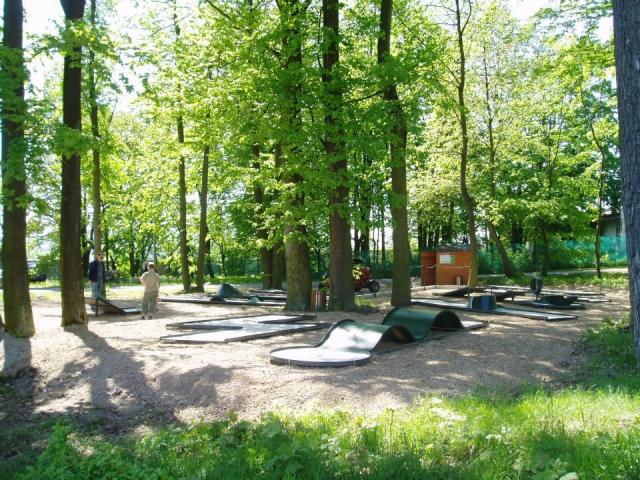 chateau-hotel-zbiroh-cesko-zbiroh-minigolf.jpg