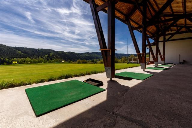 Cihelny-Golf-Karlovy-Vary-Cesko-golf (5).jpg