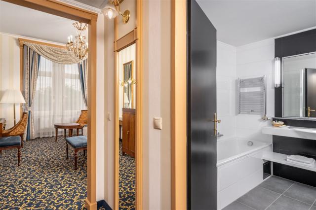 hotel-grand-margaret-island-madarsko-budapest-pokoj (2).jpg