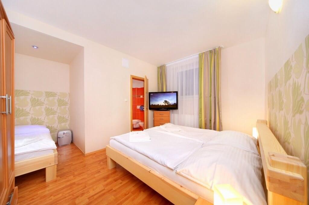 hotel-lesana-ceska-republika-spindleruv-mlyn-pokoj (7).jpg