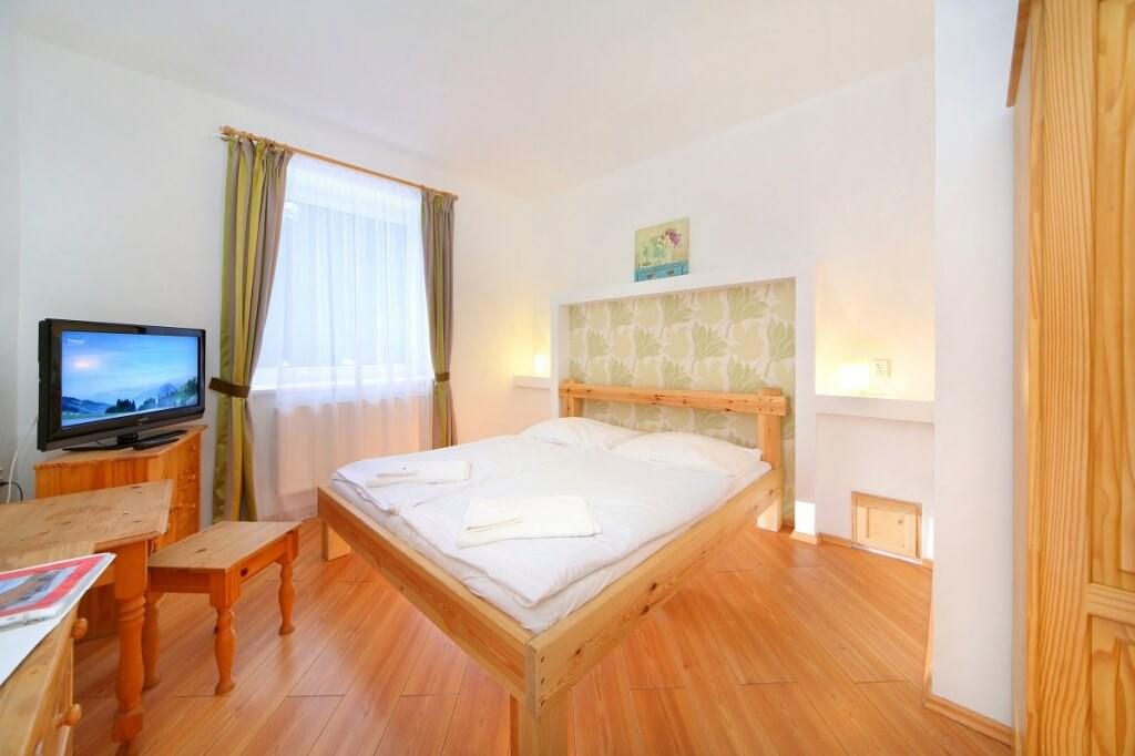 hotel-lesana-ceska-republika-spindleruv-mlyn-pokoj (9).jpg