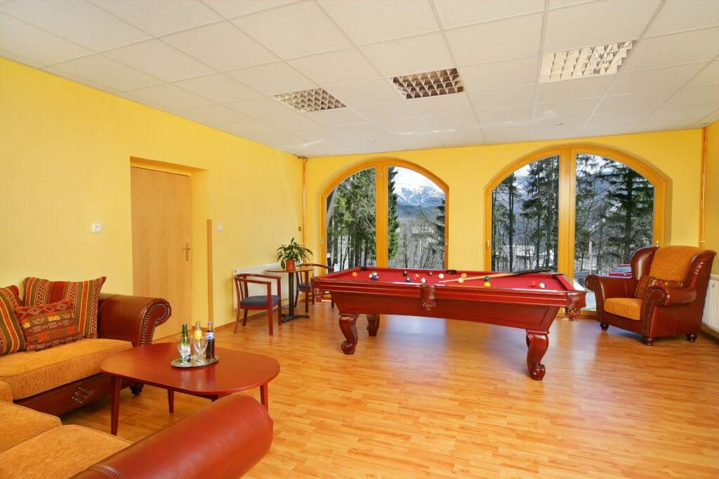 hotel-lesana-ceska-republika-spindleruv-mlyn-kulecnik.jpg