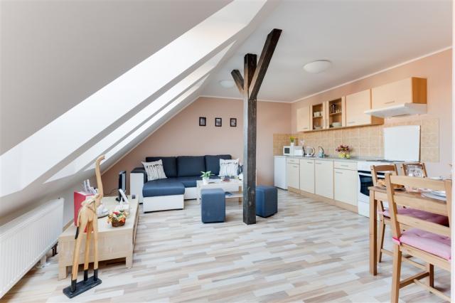 Apartmany-prosperita-praha-apt1-obyvaci-pokoj.jpg