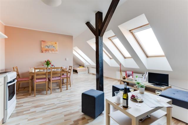 Apartmany-prosperita-praha-apt1-obyvaci-pokoj-2.jpg