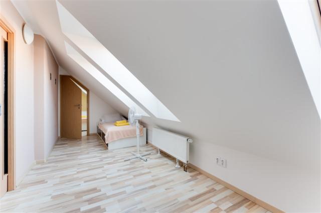 Apartmany-prosperita-praha-apt1-chodba.jpg