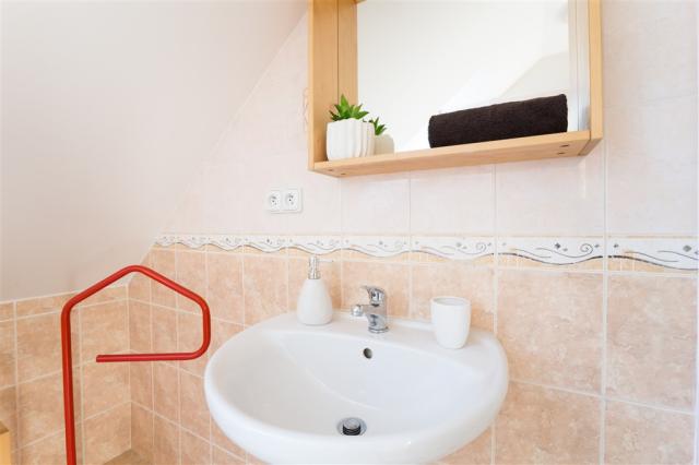 Apartmany-prosperita-praha-apt2-koupelna-3.jpg