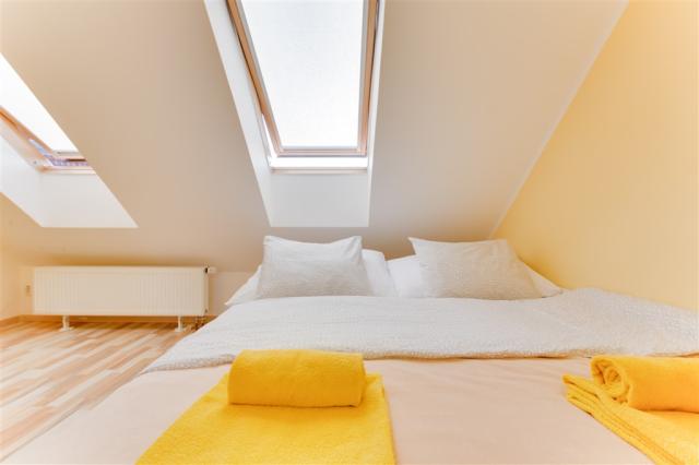 Apartmany-prosperita-praha-apt2-loznice-1.jpg