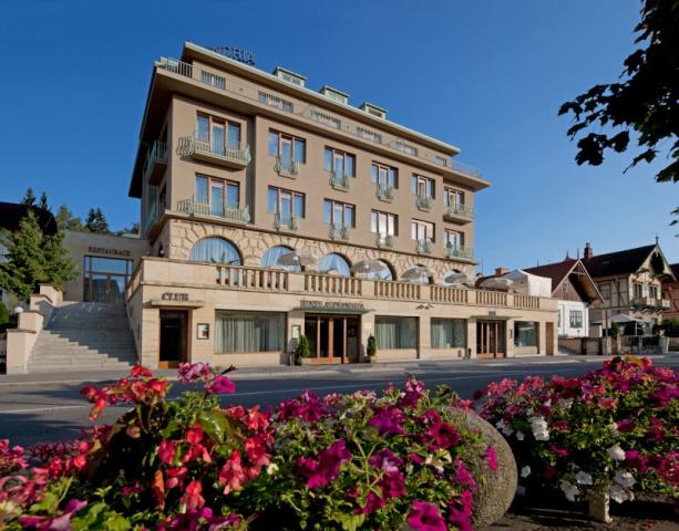 Alexandria-Luhacovice-budova-hotelu-1-.jpg