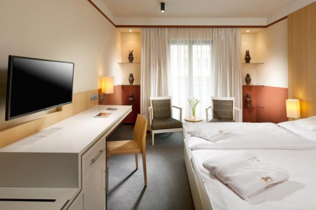 hotel-alexandria-ceska-republika-luhacovice-pokoj-superior.jpg