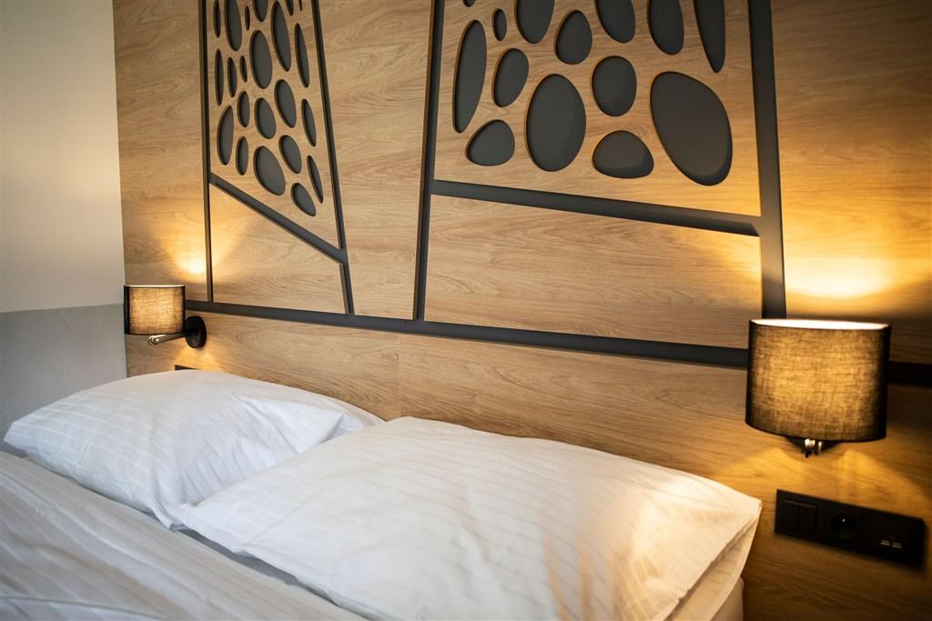 amenity_resort_orlicke_hory_standard_double_room_3.jpg