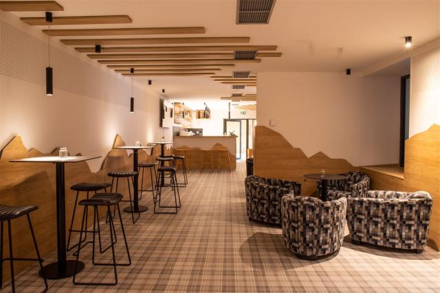 -cesko-destna-amenity-orlicke-hory-bar.jpg