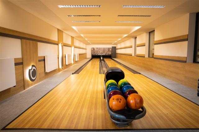 -cesko-destna-amenity-orlicke-hory-bowling.jpg
