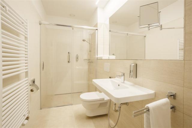 hotel-astoria-ceska-republika-jachymov-koupelna.jpg