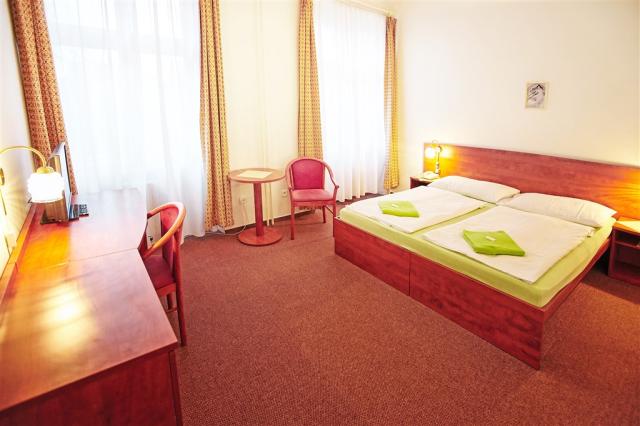 hotel-central-klatovy-pokoj1.jpg