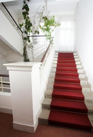 hotel-central-klatovy-schody.jpg
