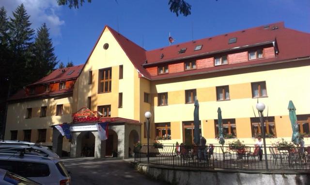 horsky-hotel-excelsior-horni-lomna-3.jpg