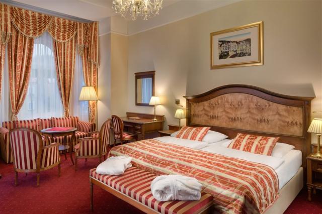 hotel-hvezda-ceska-republika-marianske-lazne-pokoj-junior-suite