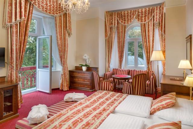 hotel-hvezda-ceska-republika-marianske-lazne-pokoj-junior-suite