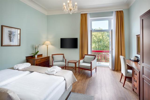 hotel-hvezda-ceska-republika-marianske-lazne-pokoj-premium-doub