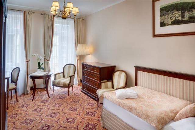hotel-hvezda-ceska-republika-marianske-lazne-pokoj-superior-plu