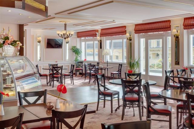 hotel-hvezda-ceska-republika-marianske-lazne-cafe-imperial (2).