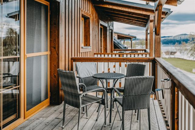 hotel-resort-relax-lipno-terasa-apartmany.png