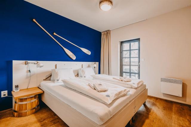 hotel-resort-relax-lipno-depandance-majak-pokoj.png