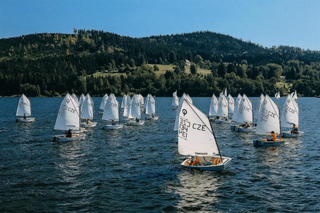 hotel-resort-relax-lipno-lipno-sportovni-aktivity.png