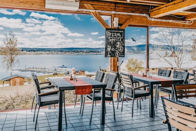 hotel-resort-relax-lipno-regata-gril-bar.png