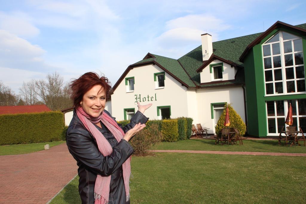 hotel-a-penzion-seeberg-frantiskovy-lazne-pohled-na-hotel.jpg