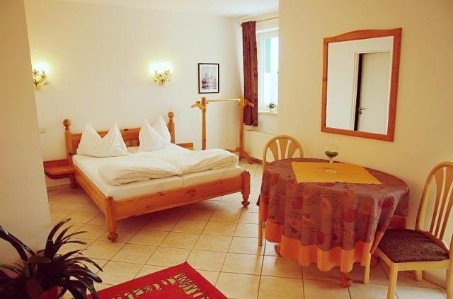 hotel-a-penzion-seeberg-frantiskovy-lazne-pokoj2.jpg
