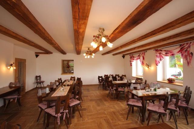 hotel-a-penzion-seeberg-frantiskovy-lazne-restaurace4.jpg