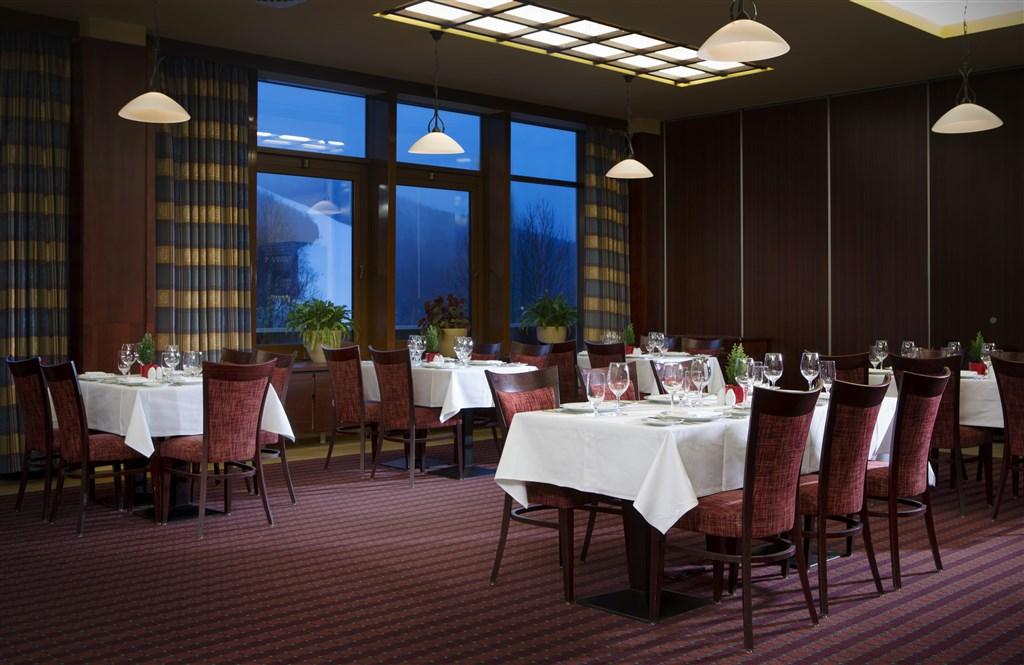 orea-resort-sklar-harrachov-stravovani-2.jpg