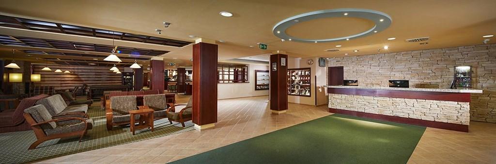 hotel-sklar-harrachov-recepce.jpg