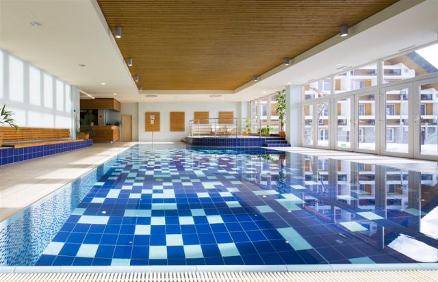 orea-resort-sklar-harrachov-bazen.jpg